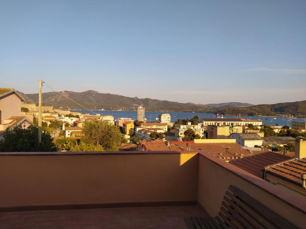La Terrazza Al Forte Portoferraio Exterior foto